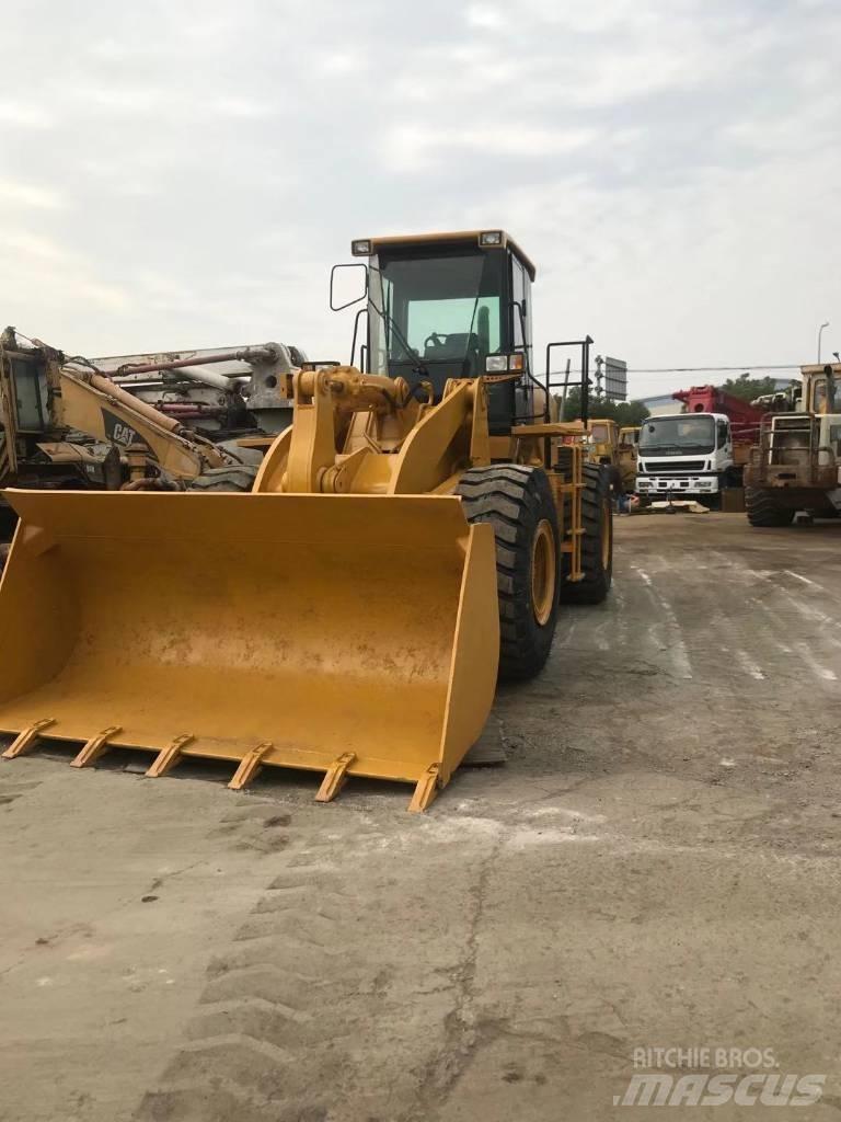 CAT 966H Gumikerekes homlokrakodók