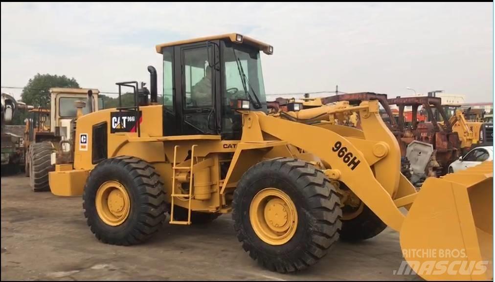 CAT 966H Gumikerekes homlokrakodók