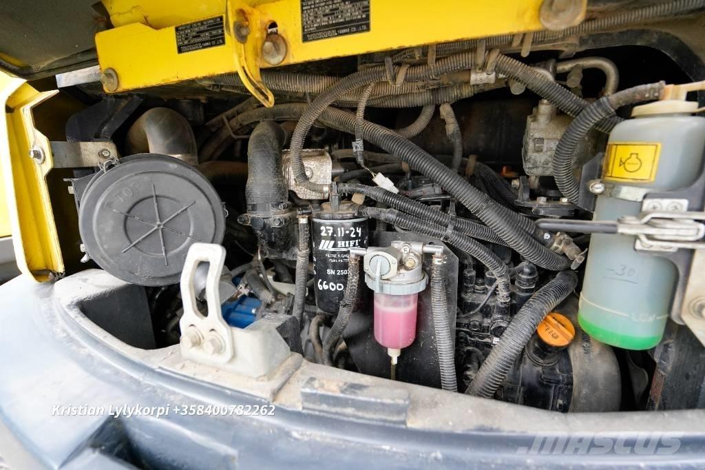 Yanmar SV 100-1 Közepes (midi) kotrók 7 t - 12 t