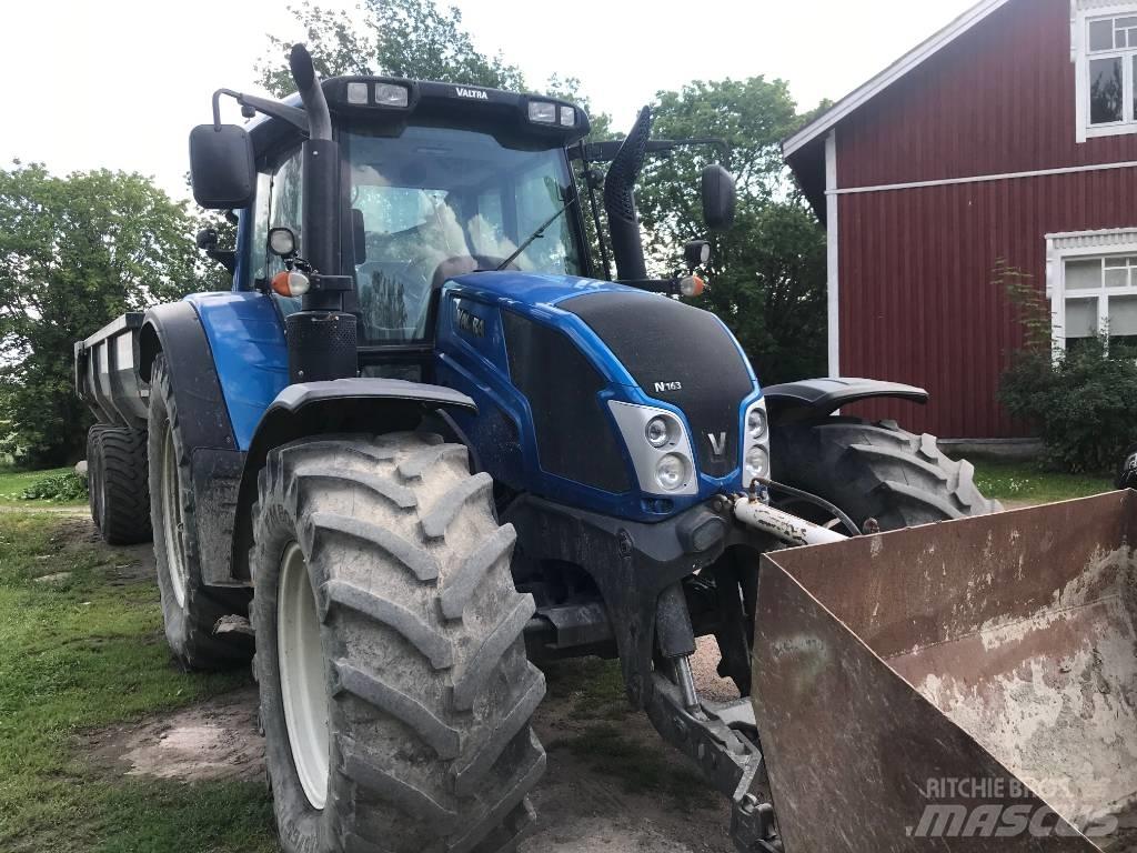 Valtra N 163 Traktorok