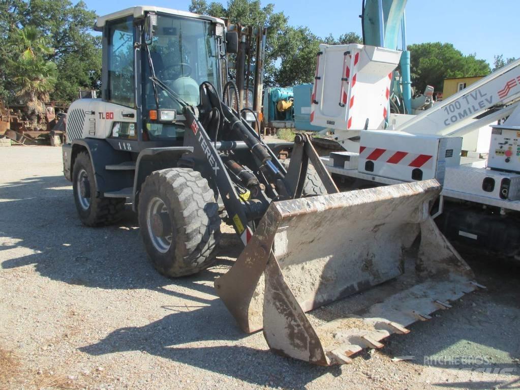 Terex TL 80 Gumikerekes homlokrakodók