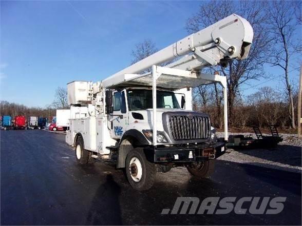 Hi-Ranger TC55 Teherautóra szerelt emelők és állványok