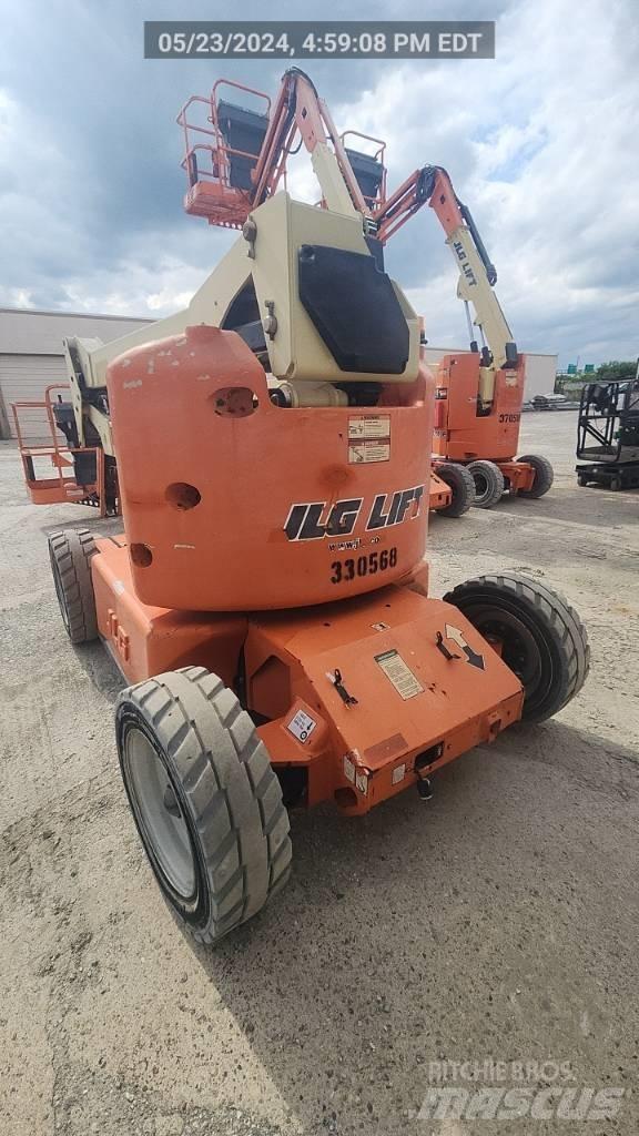JLG E 450 AJ Karos emelők