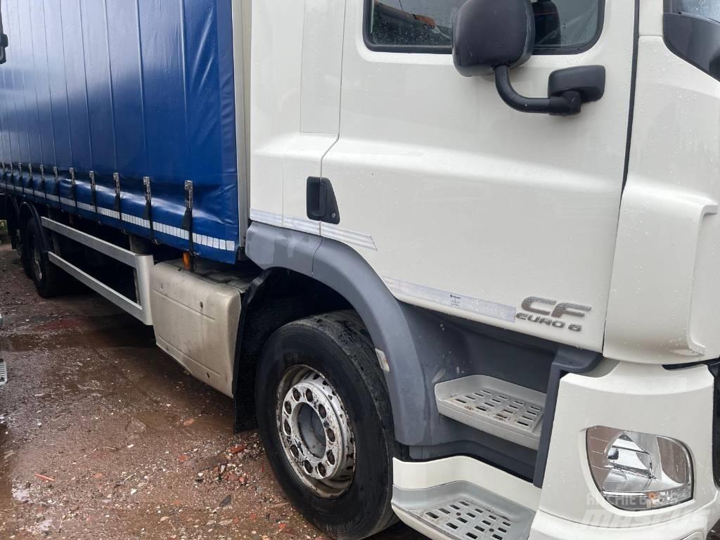 DAF CF 330 Elhúzható ponyvás