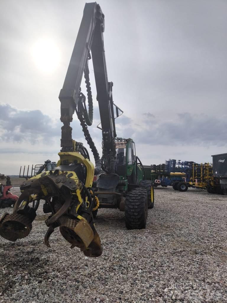John Deere 1270G Betakarítók