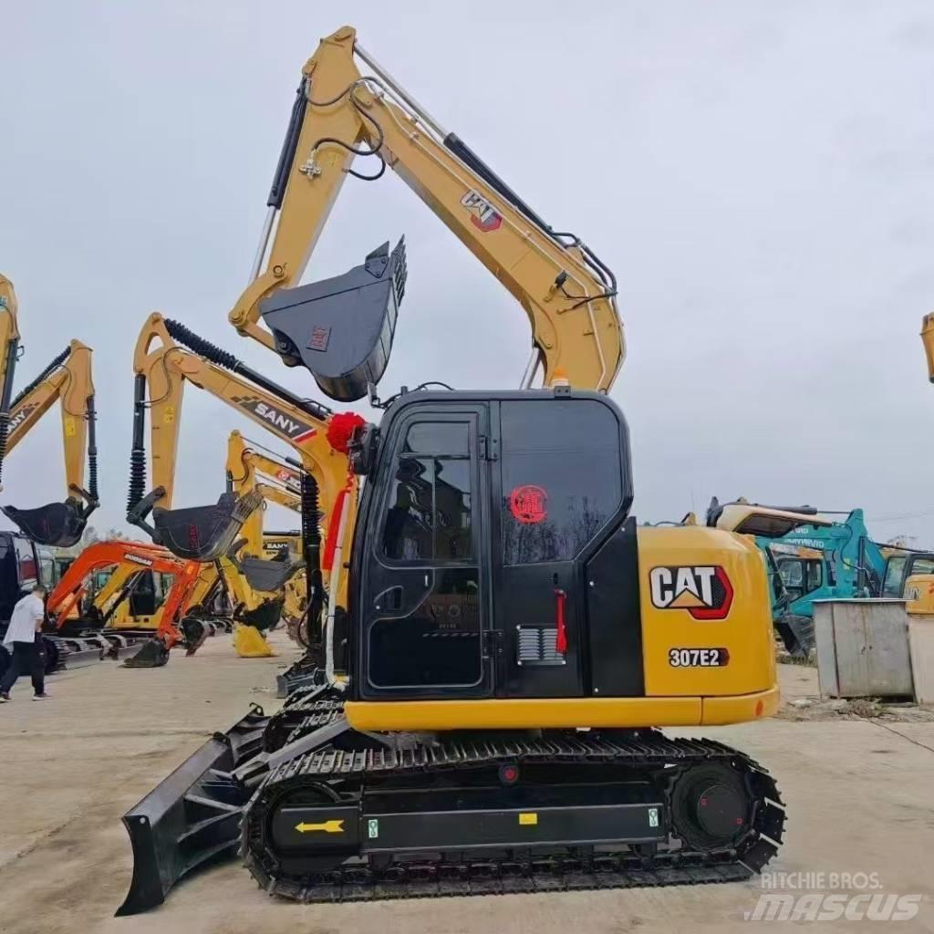 CAT 307E2 Lánctalpas kotrók
