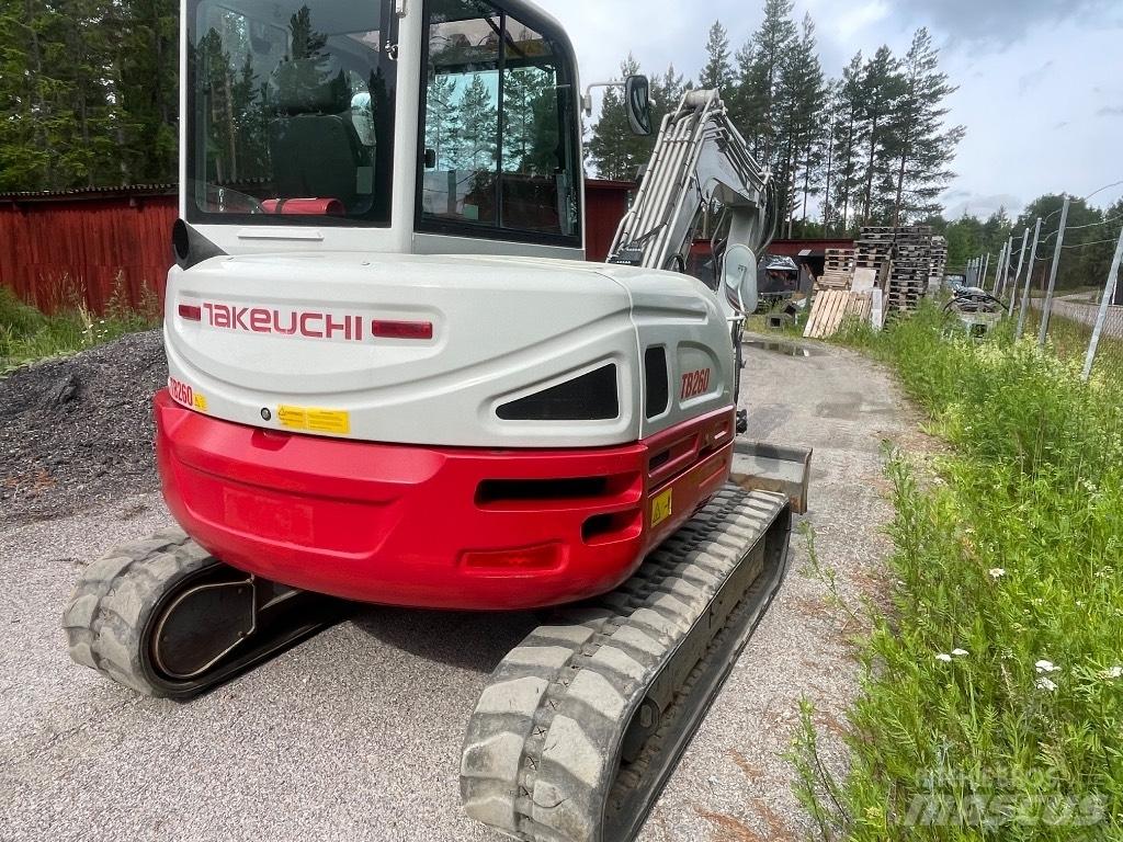 Takeuchi TB 260 Mini kotrók < 7t