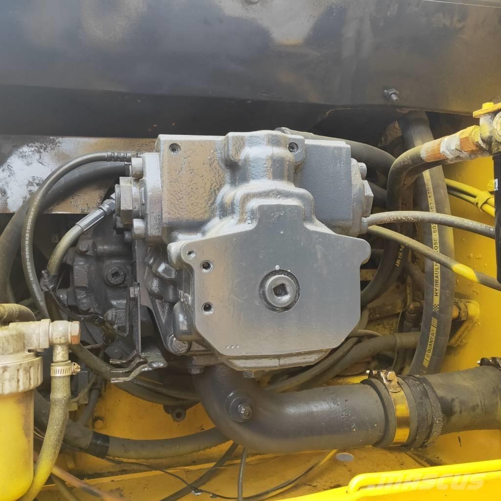 Komatsu PC200-7 Lánctalpas kotrók