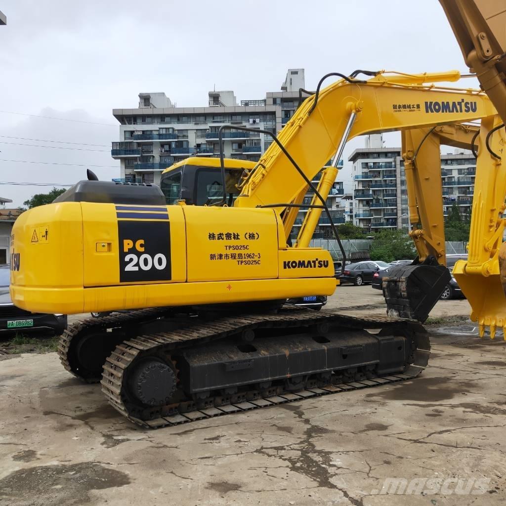 Komatsu PC200-7 Lánctalpas kotrók