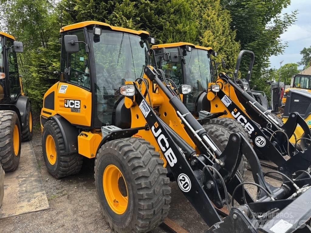 JCB 407 Gumikerekes homlokrakodók