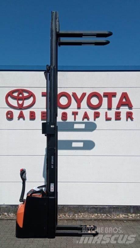 Toyota SWE160L Gyalogkíséretű targonca