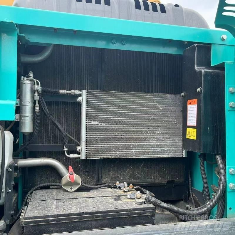 Kobelco SK 200 Lánctalpas kotrók