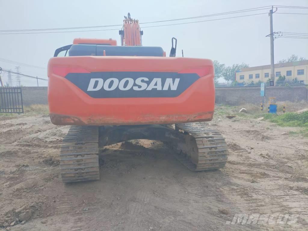 Doosan DX225LC-9C Lánctalpas kotrók