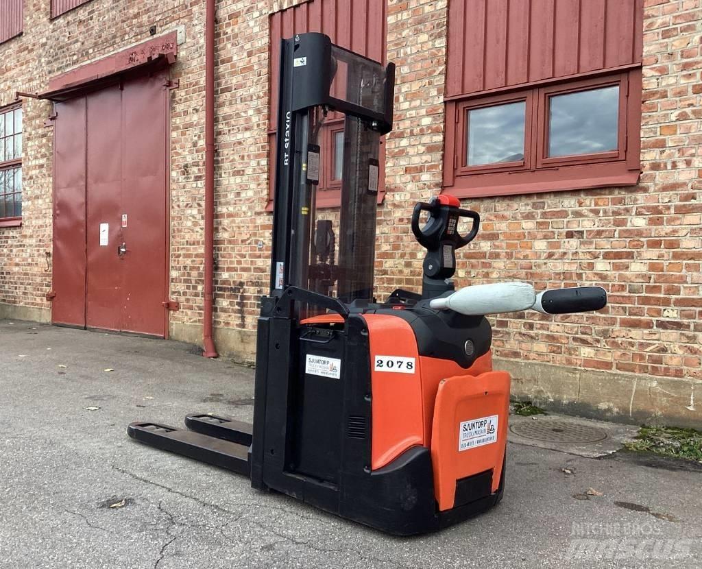 BT SPE 120 L Gyalogkíséretű targonca