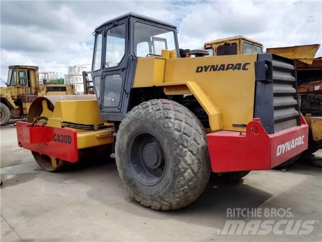 Dynapac CA 30 D Egydobos hengerek