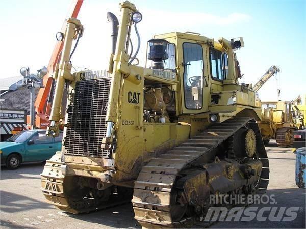 CAT D8N lánctalpas dózerek