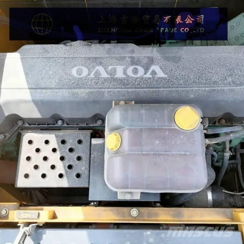 Volvo EC 380 D Lánctalpas kotrók