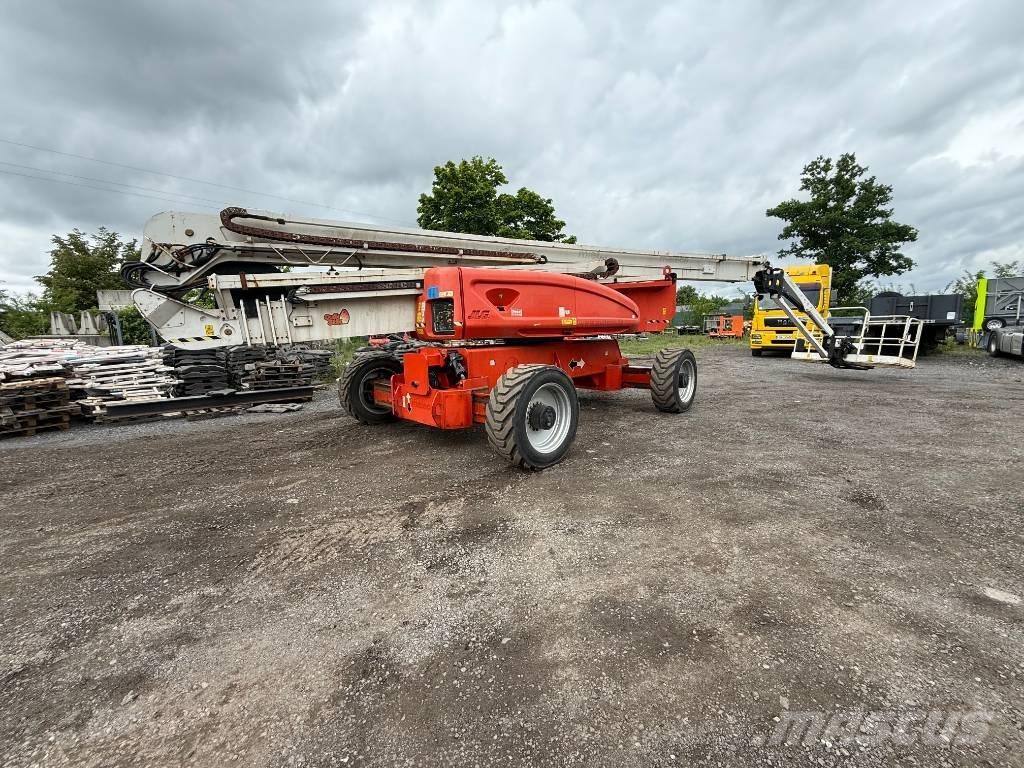 JLG 1250 AJP Karos emelők