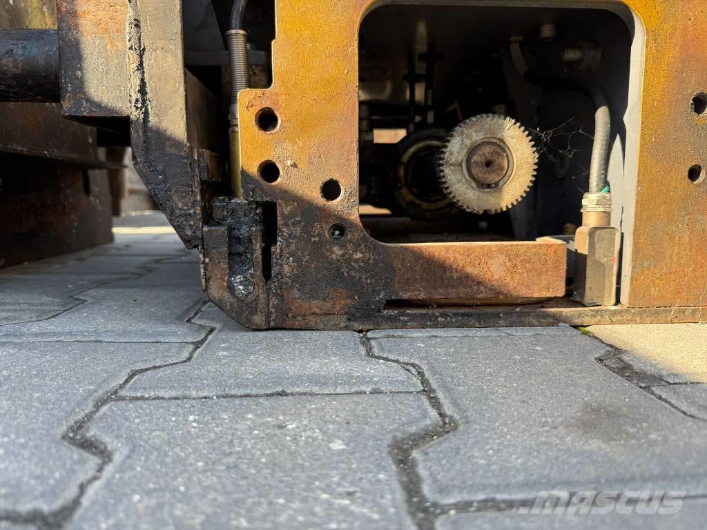 Vögele -3 Aszfalt terítõ gépek