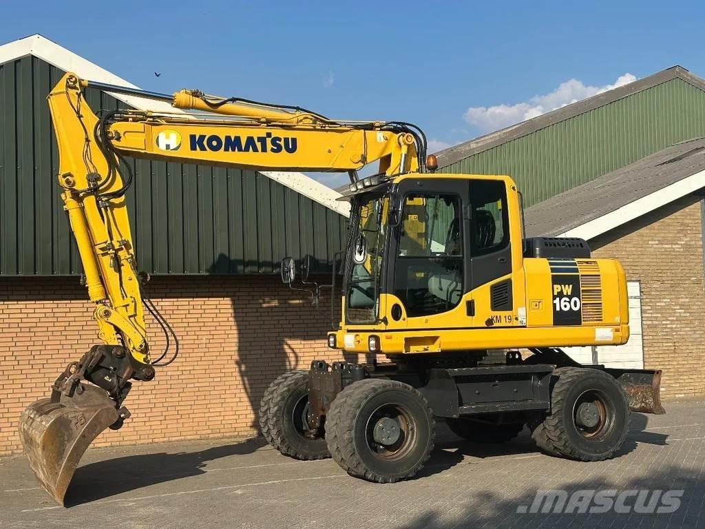 Komatsu PW160-8 Gumikerekes kotrók