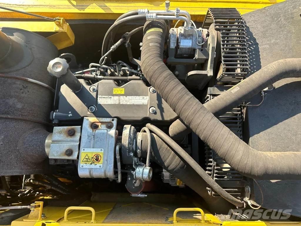 Komatsu PW160-8 Gumikerekes kotrók