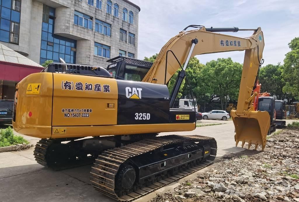 CAT 325 D Lánctalpas kotrók