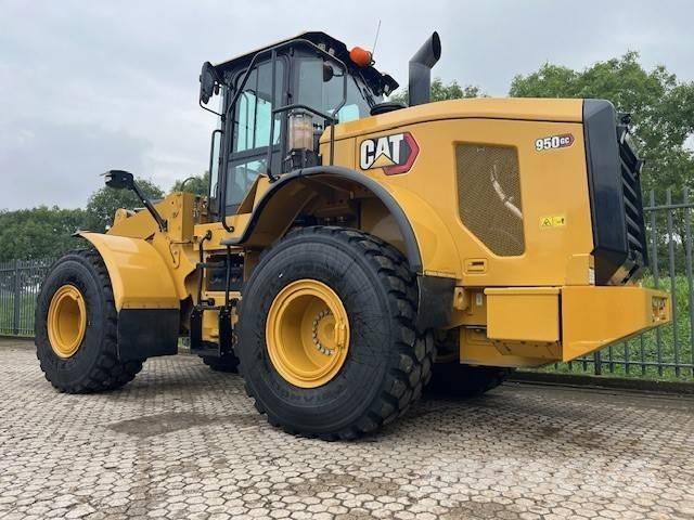 CAT 950 GC Gumikerekes homlokrakodók