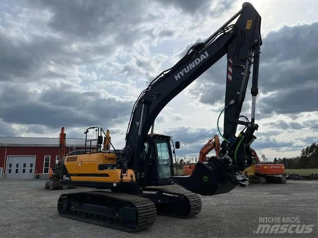 Hyundai HX 220 Lánctalpas kotrók