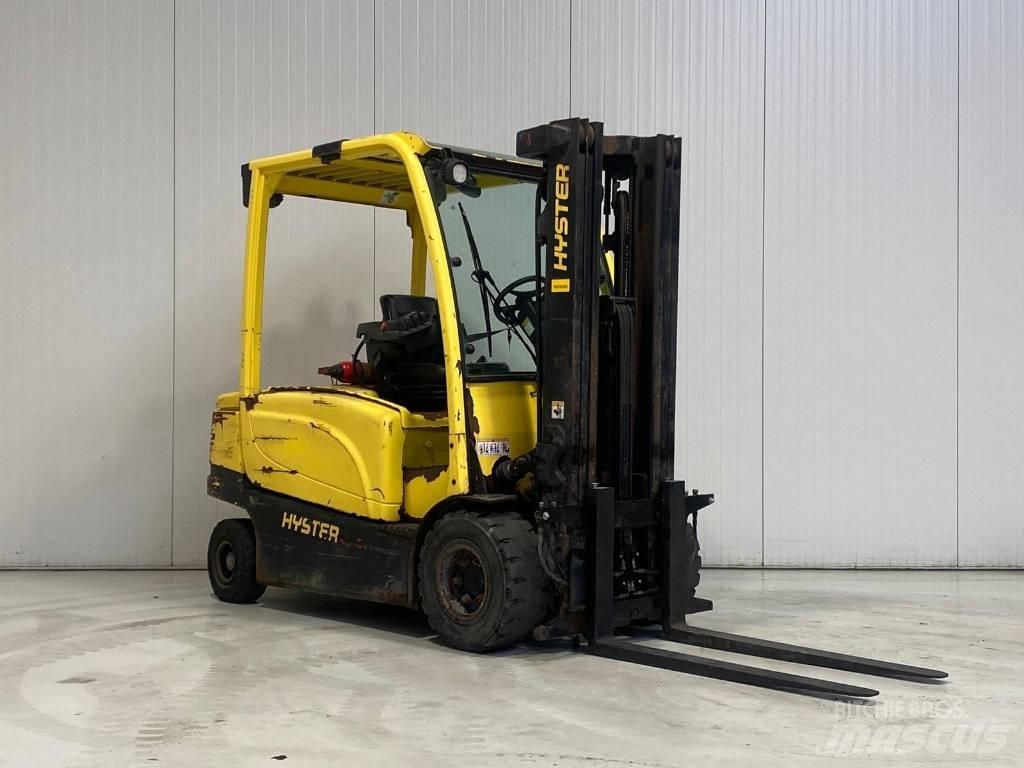 Hyster J3.5XN Elektromos targoncák