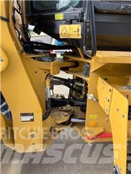 CAT 938M Gumikerekes homlokrakodók