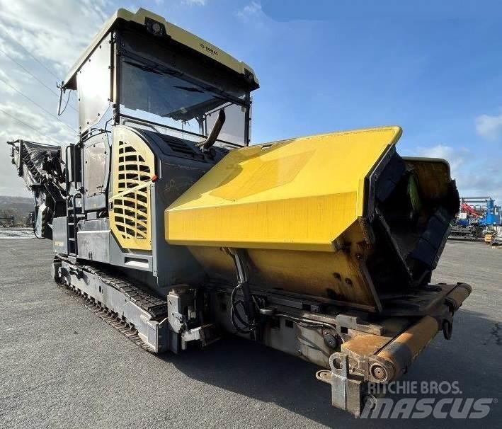 Bomag BMF 2500 S Aszfalt terítõ gépek
