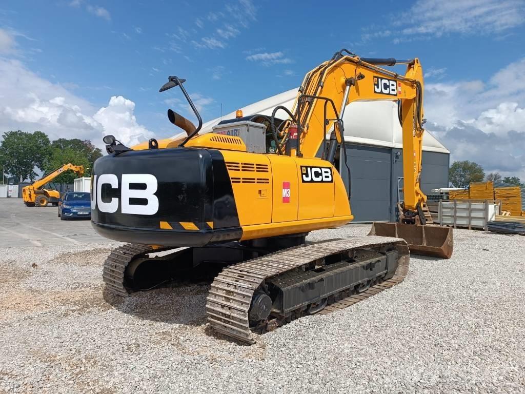 JCB JS 220 LC Lánctalpas kotrók