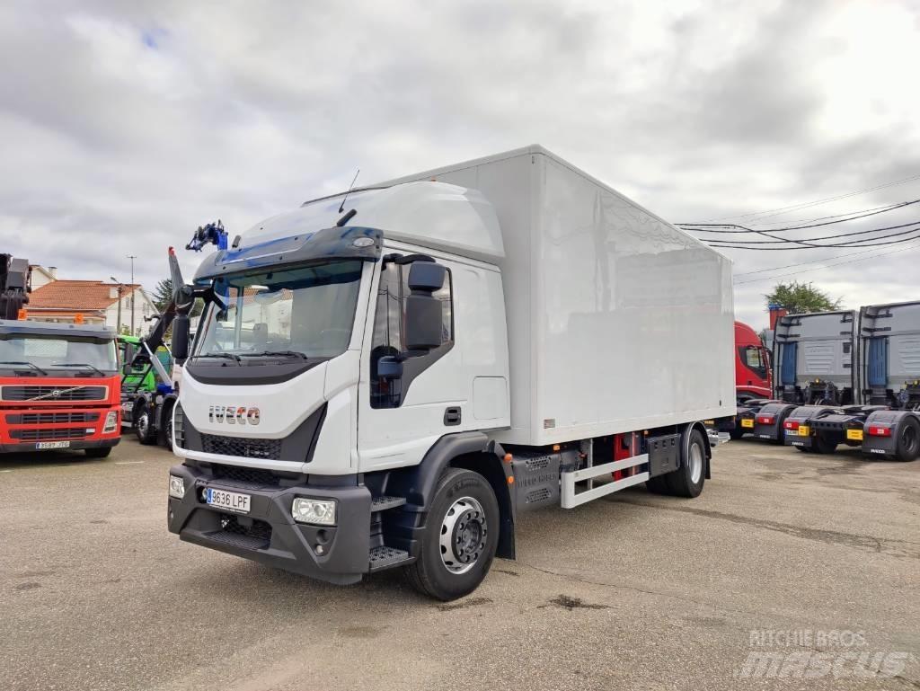 Iveco 180E 28 Dobozos teherautók