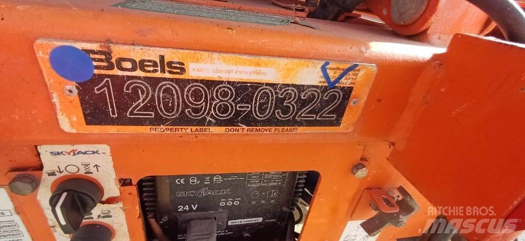 SkyJack SJIII 3219 Ollós emelők