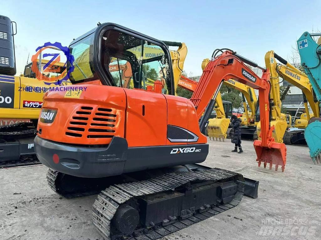 Doosan DX 60 Mini kotrók < 7t