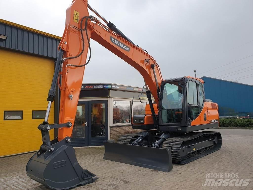 Develon DX140LC Lánctalpas kotrók