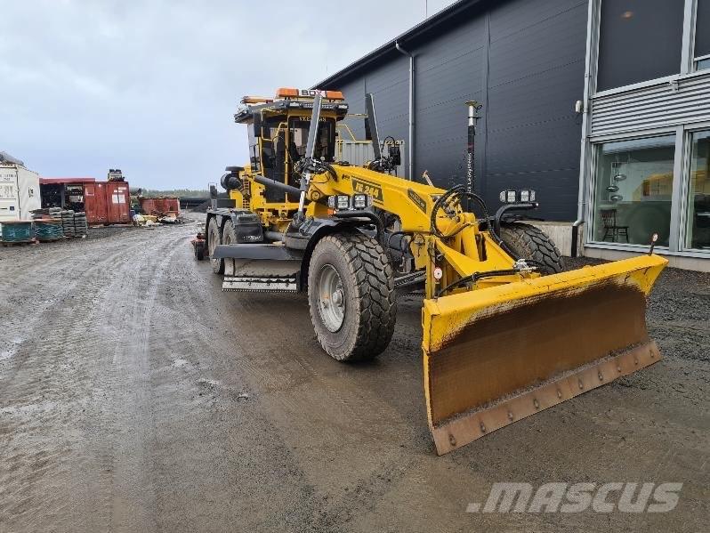 Veekmas FG 244 Gréderek