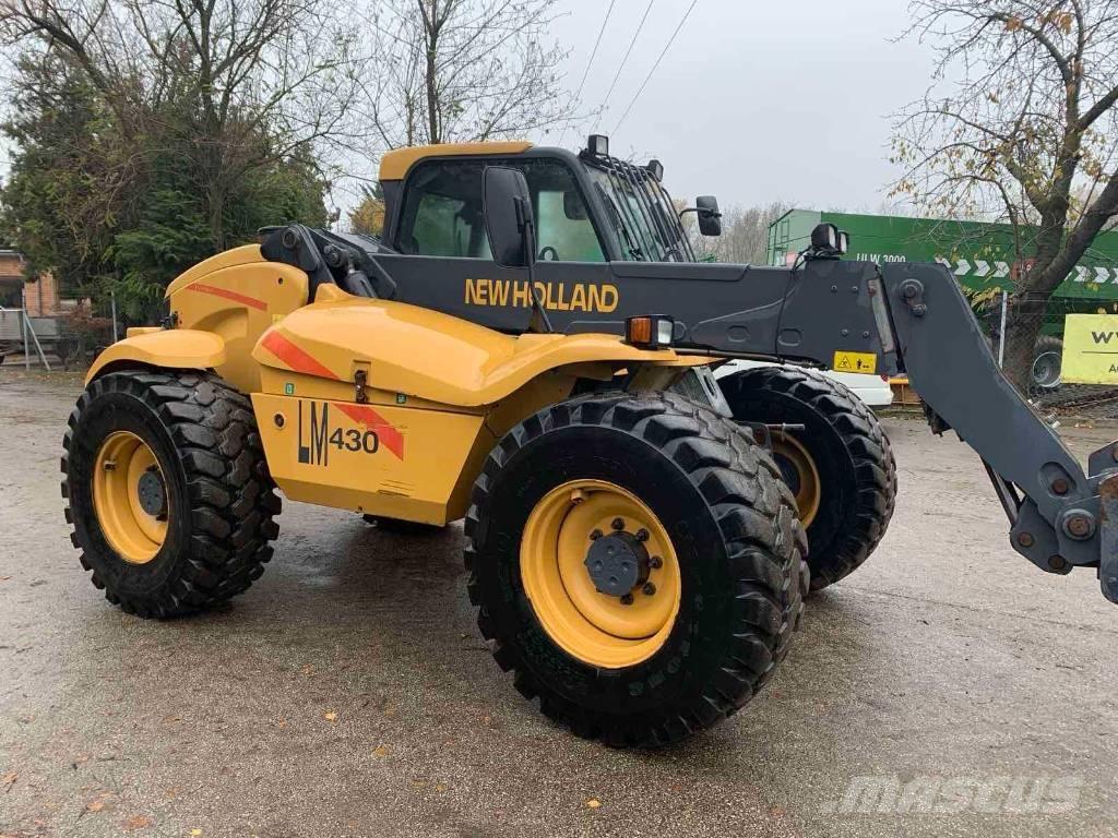 New Holland LM 430 Teleszkópos mezőgazdasági rakodók