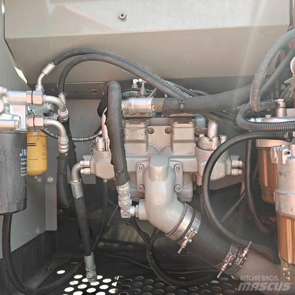 Hitachi 200-3 Lánctalpas kotrók