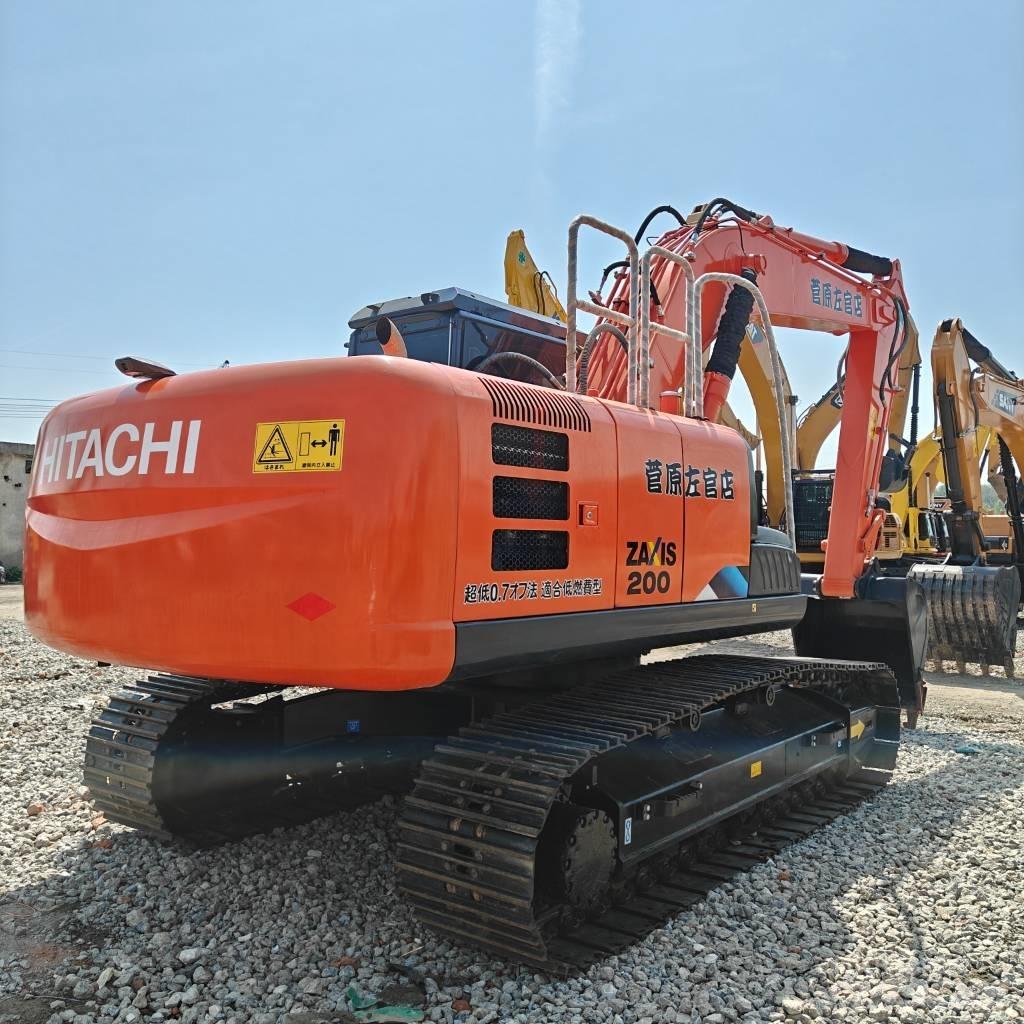 Hitachi 200-3 Lánctalpas kotrók