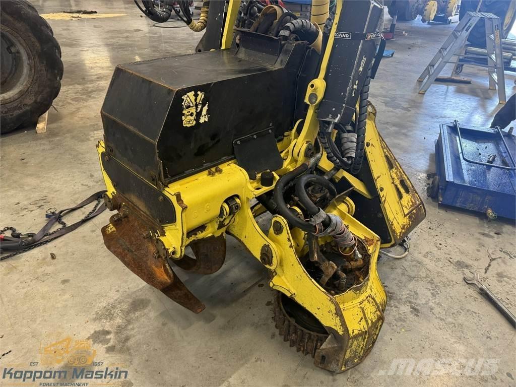John Deere 415 Betakarító fejek