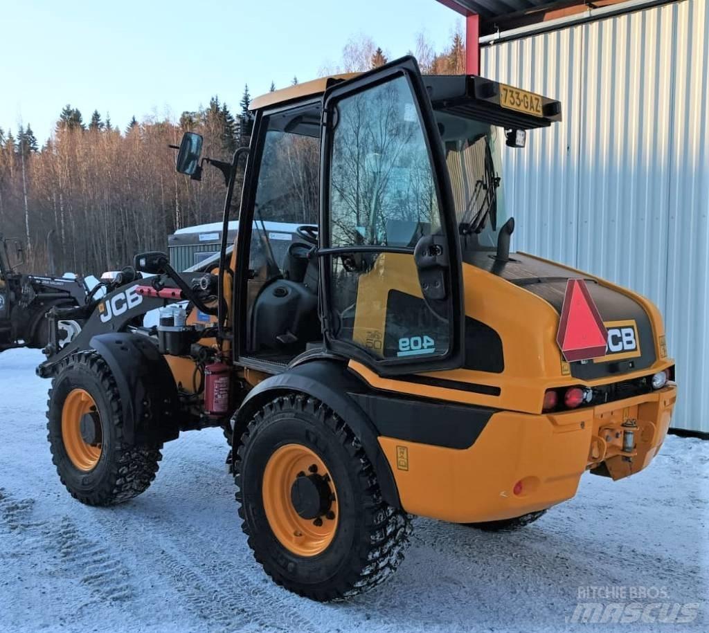 JCB 409 Gumikerekes homlokrakodók