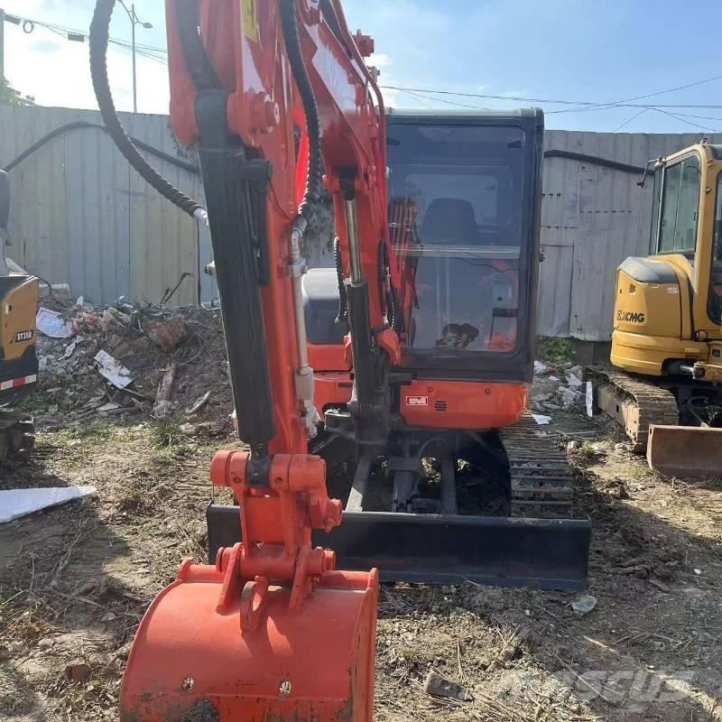 Kubota U 35 Mini kotrók < 7t