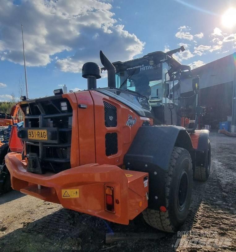 Hitachi ZW 160 PL-7 Gumikerekes homlokrakodók