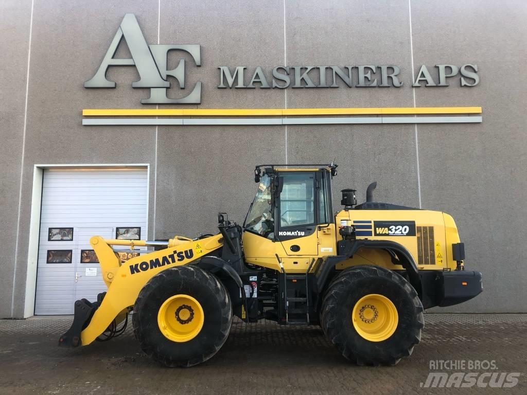 Komatsu WA 320-8 Gumikerekes homlokrakodók