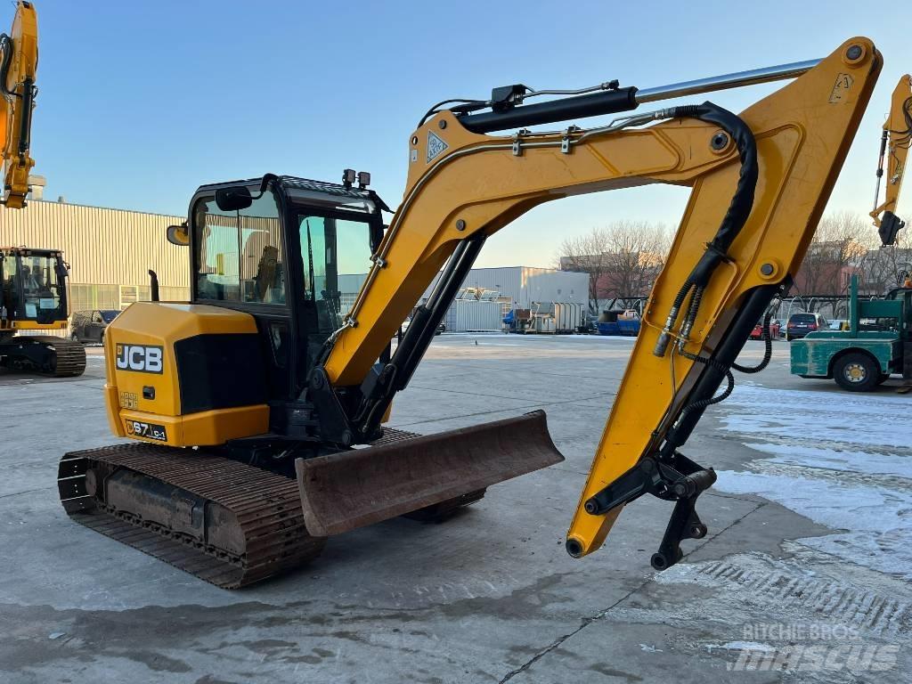 JCB 67 C Mini kotrók < 7t