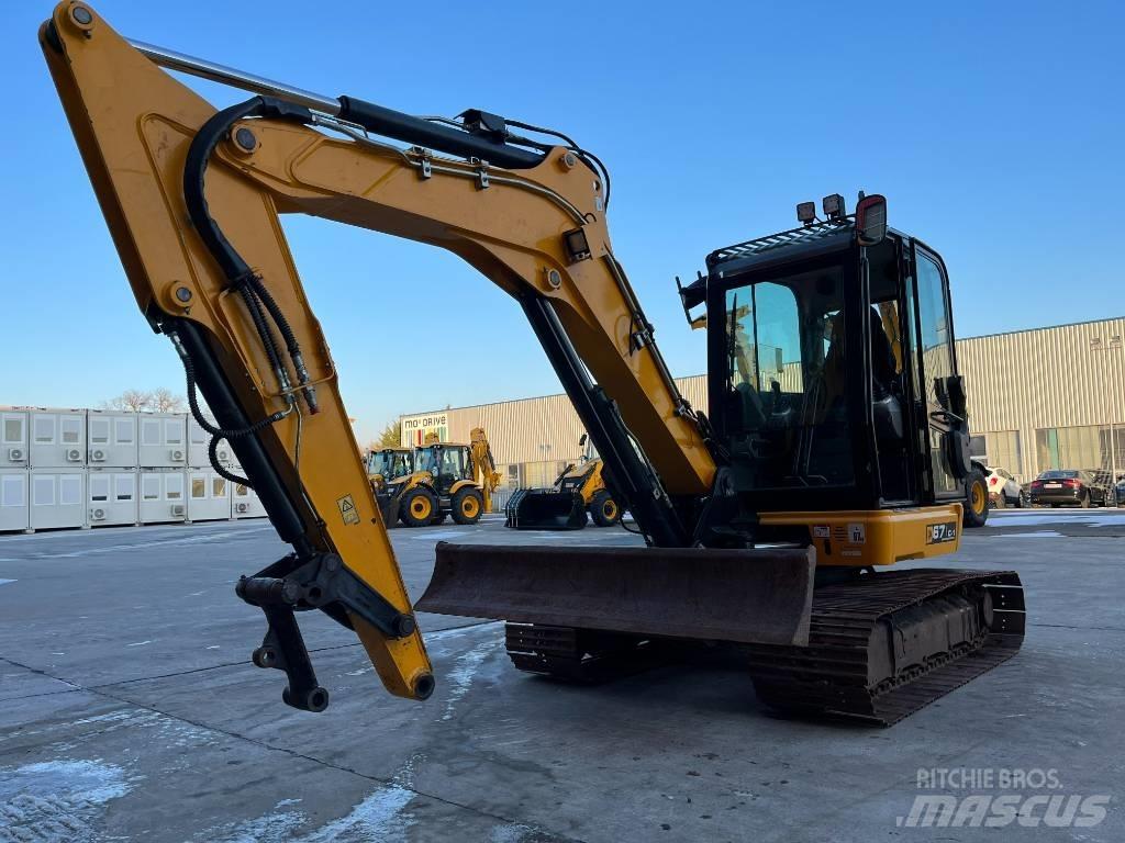 JCB 67 C Mini kotrók < 7t