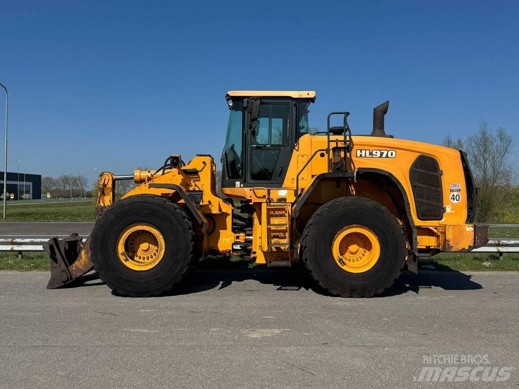 Hyundai HL970 Gumikerekes homlokrakodók