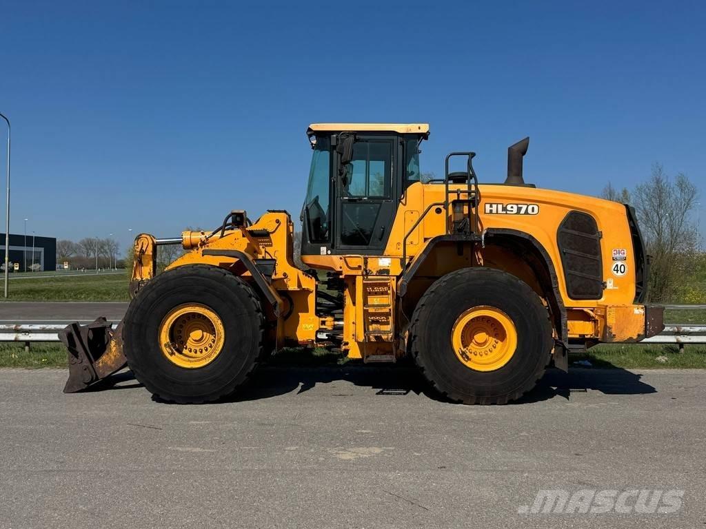 Hyundai HL970 Gumikerekes homlokrakodók