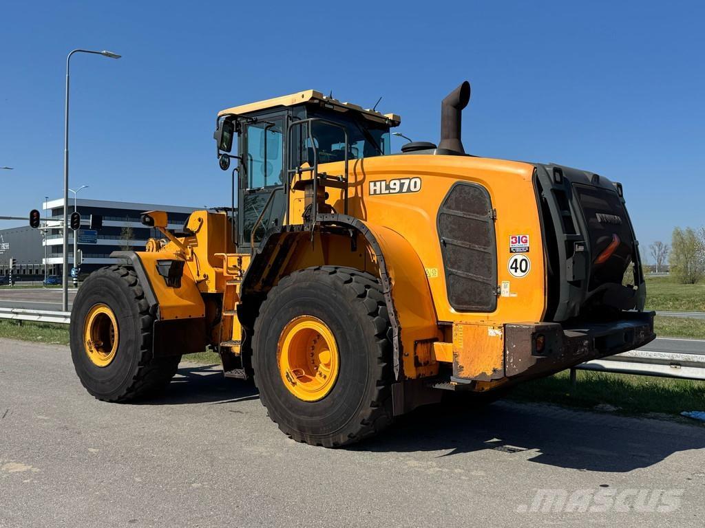 Hyundai HL970 Gumikerekes homlokrakodók